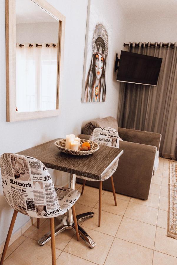 Iliotti Apartments Rhodes City Екстер'єр фото